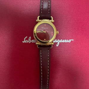 페라가모 여성시계 풀박