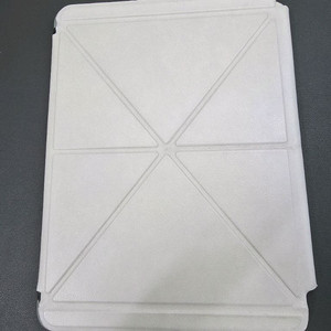 아이패드 에어5세대 + 모쉬 버사 케이스 판매합니다