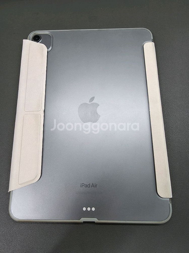 아이패드 에어5세대 + 모쉬 버사 케이스 판매합니다--1