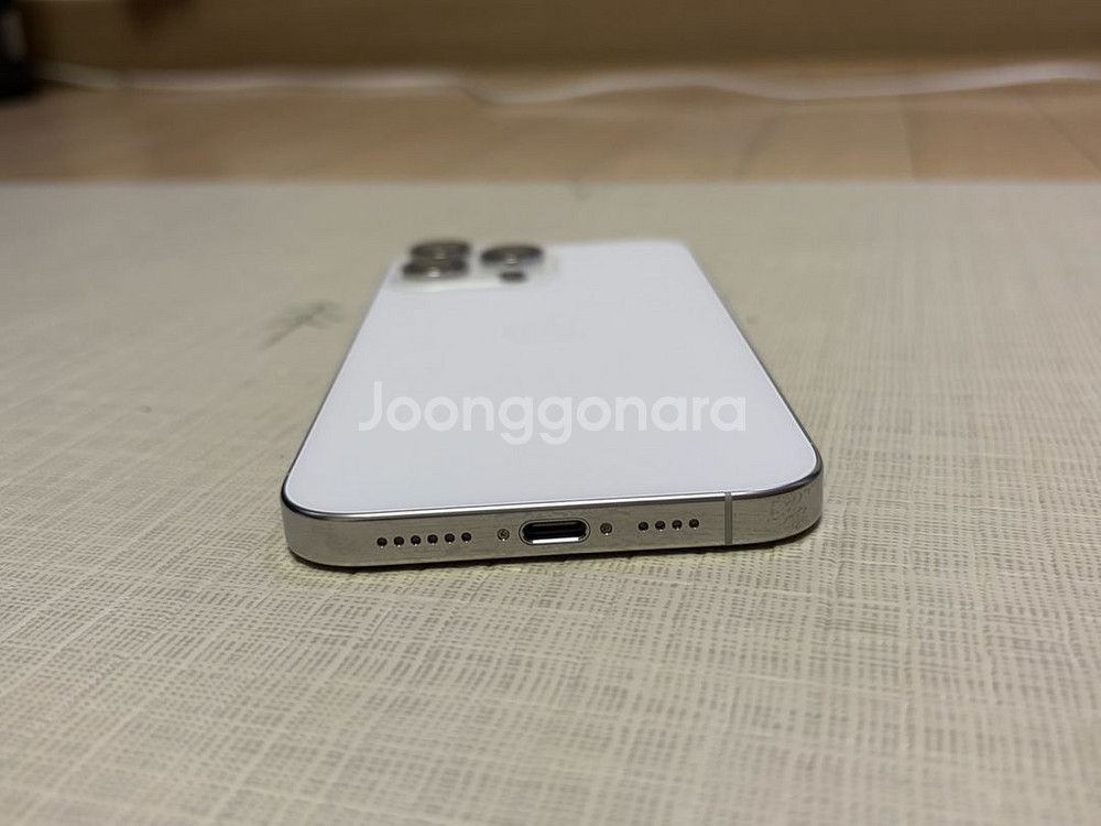 아이폰16프로맥스 512GB 판매합니다.--10