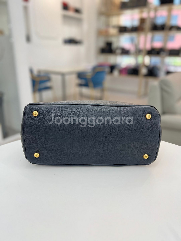 프라다 사피아노 레더 토트백--2