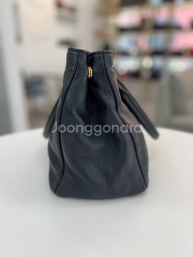 프라다 사피아노 레더 토트백--7