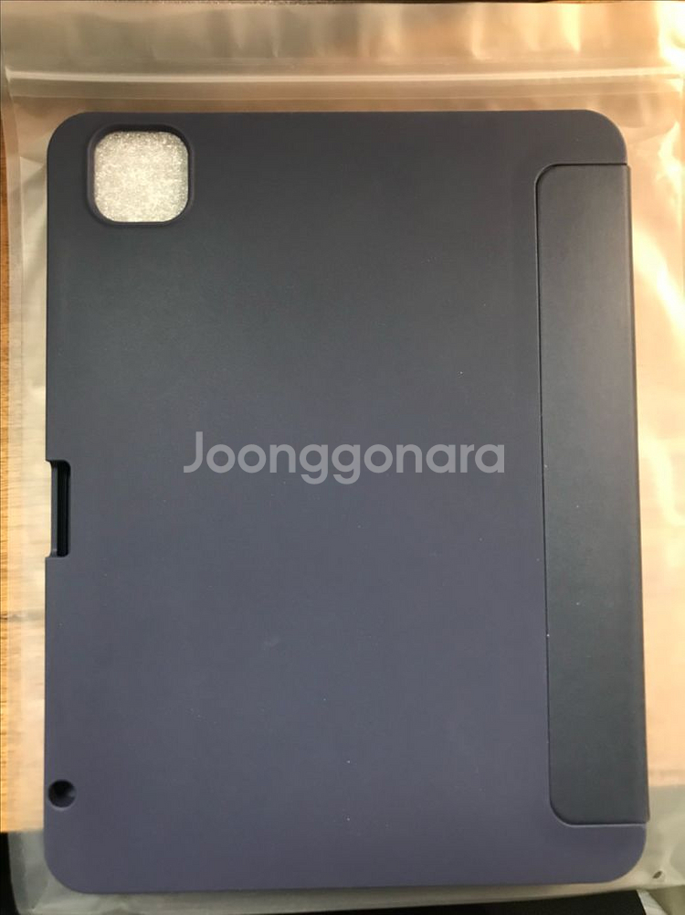 아이패드 프로 11 케이스 2개 일괄 (M4 이전 모델)--8