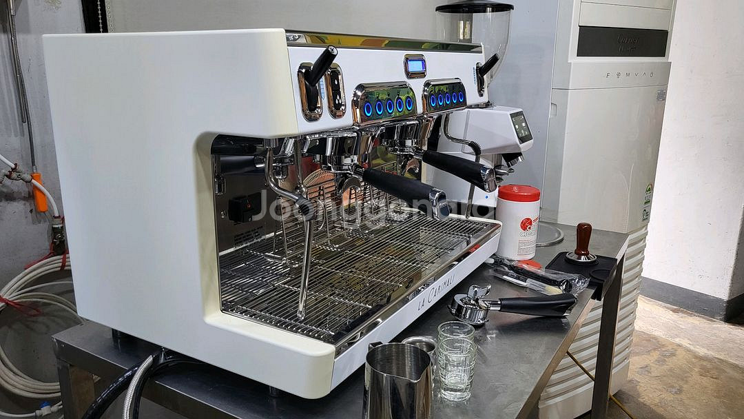 까리말리 뉴 센토 커피머신 피오렌자자동그라인더 포함--3