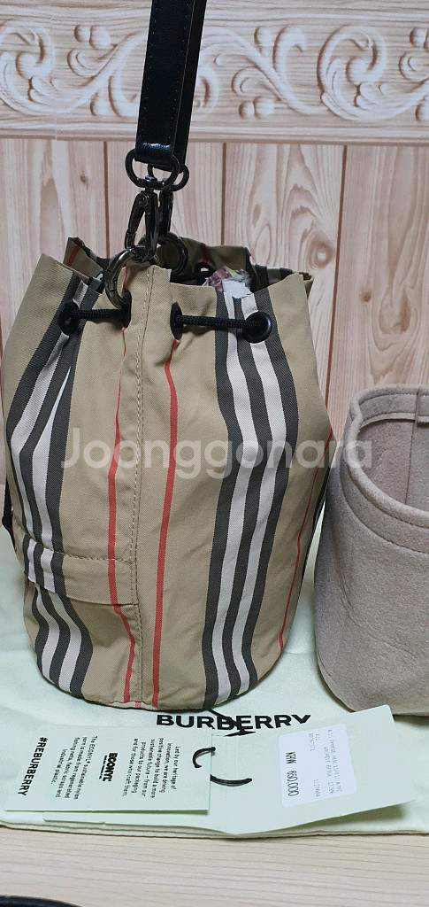 버버리 버킷백/크로스백 새상품급 정품(감정O)프라다구찌--6