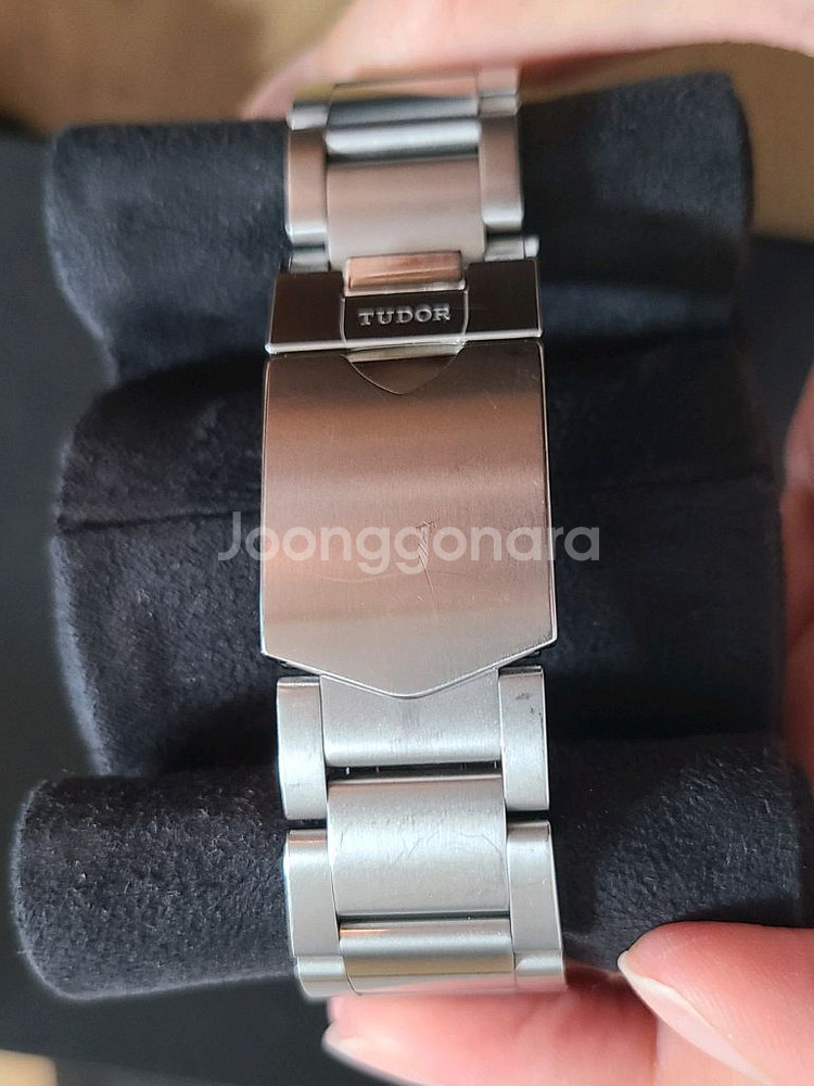 튜더 블랙베이 41 팝니다.--6