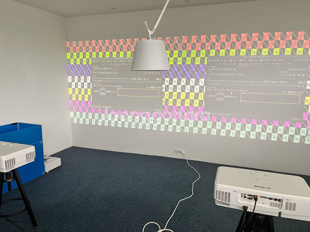 LU-HU700ZST 7000안시 단초점 빔프로젝터--1