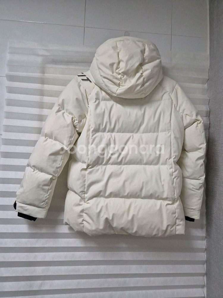 다이나핏 다운 패딩--1