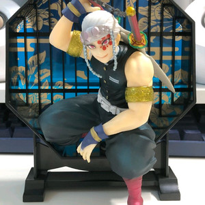 귀멸의칼날 텐겐 피규어