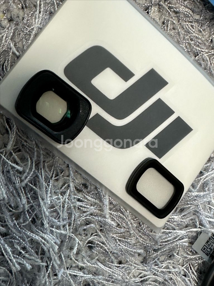 dji 오즈모 포켓3 크리에이터콤보 박스풀 팝니다--1