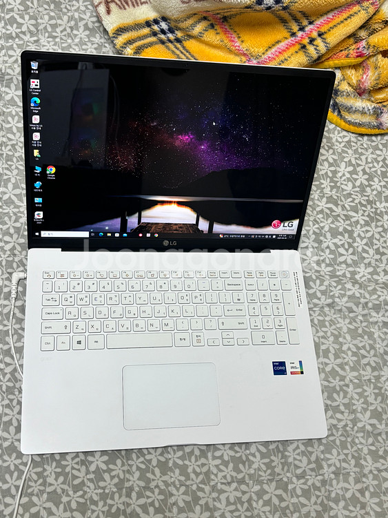 LG 그램 17인치 노트북 흰색상--0