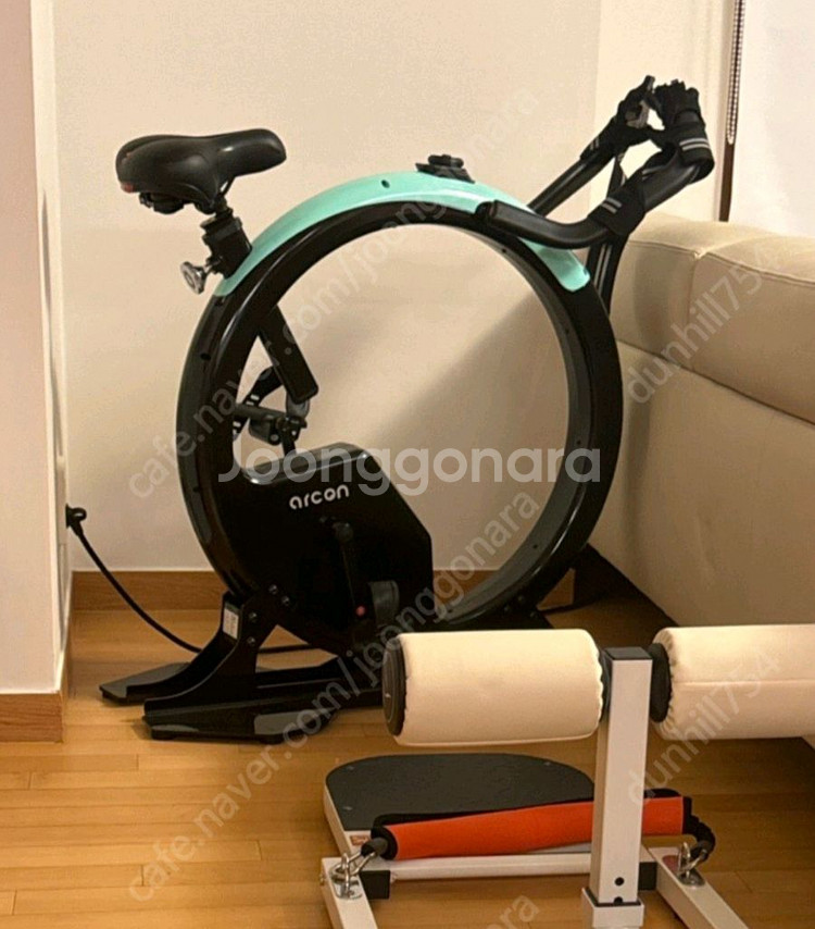 아크온 실내자전거--0