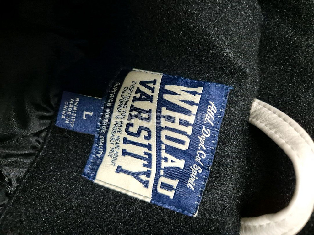 후아유 바시티 점퍼--7