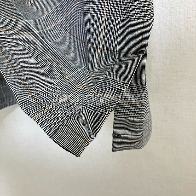 SYSTEM 그레이 체크 반팔 티셔츠 100--3