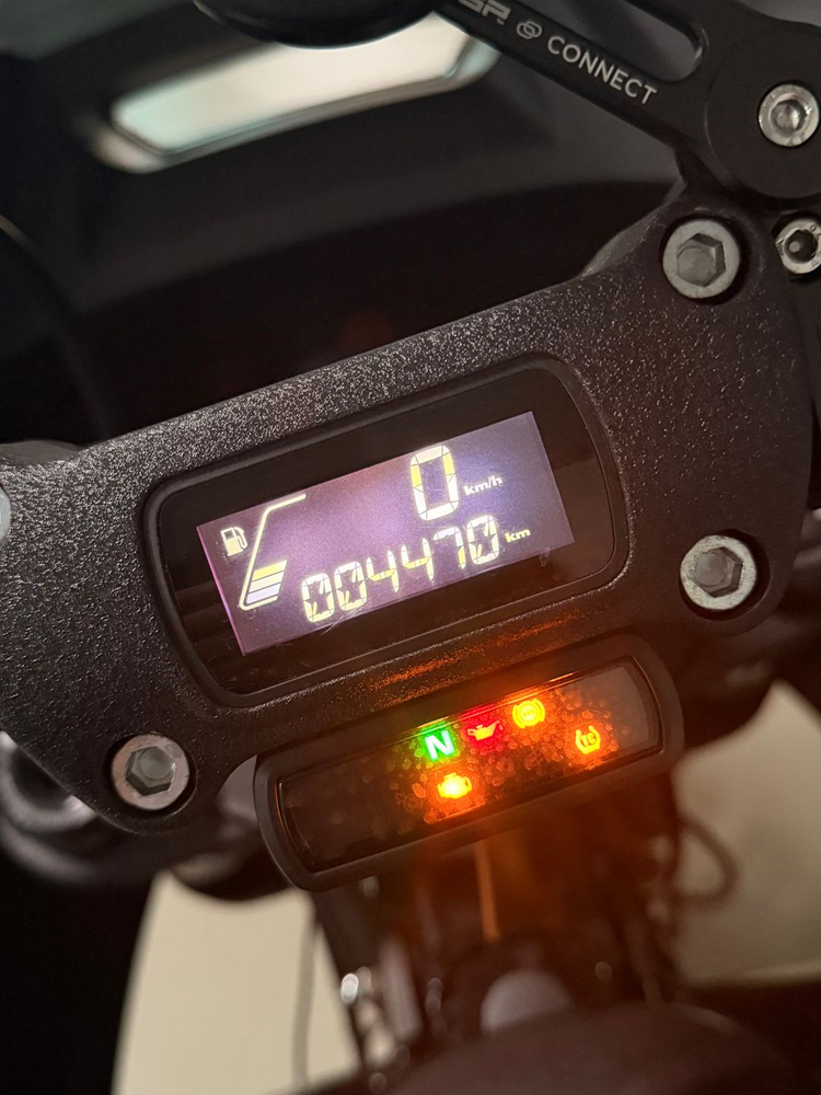할리데이비슨 23년식 로우라이더st 4470km 지킬앤하이드 구변 모델 판매합니다. 이미지