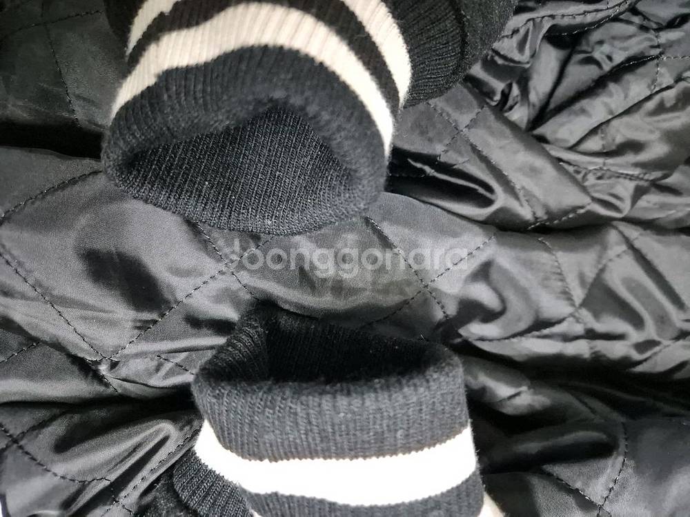 후아유 바시티 점퍼--14