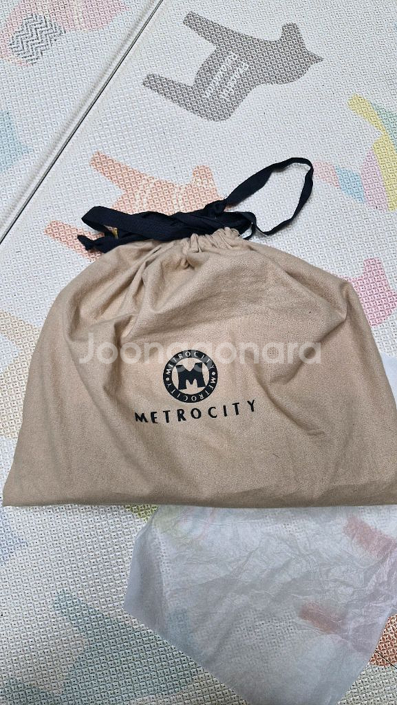 메트로시티 퀼팅 체인백--9