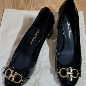 240 일회사용 페라가모구두 간치니 펌프스