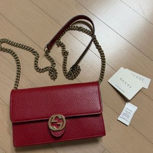 구찌 인터로킹 WOC 레드 체인 크로스백