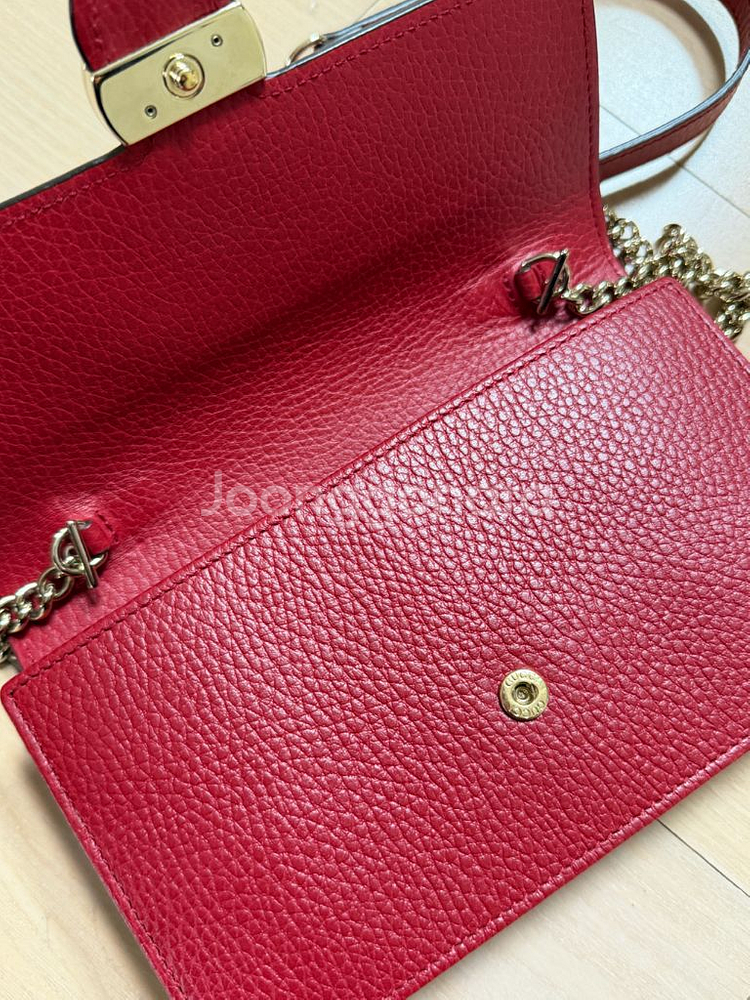 구찌 인터로킹 WOC 레드 체인 크로스백--3