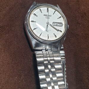 빈티지 세이코 오토매틱 시계입니다