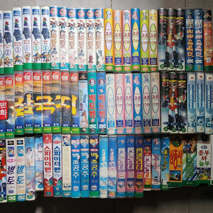 영화, 만화 비디오테이프 110개