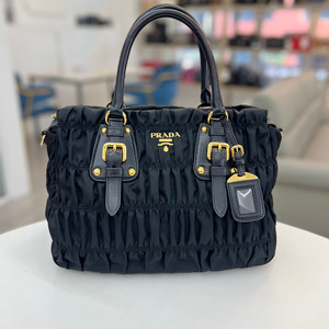 [중고명품 럭스올 울산점]프라다 고프레 나일론 토트겸 숄더백