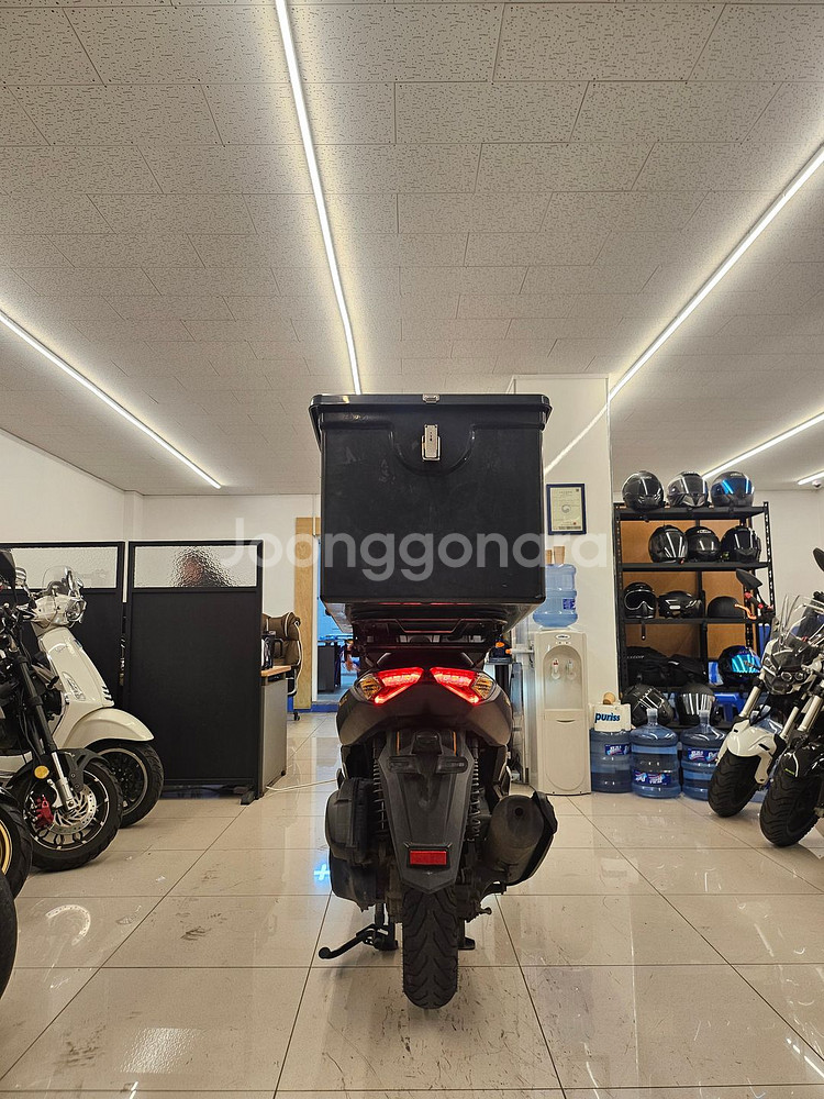 상태 좋은 24년식 nmax125 빨리 팝니다 !!--5