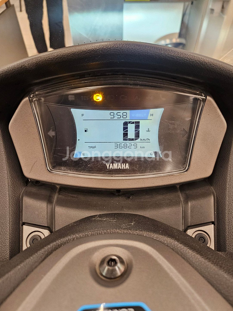 상태 좋은 24년식 nmax125 빨리 팝니다 !!--7