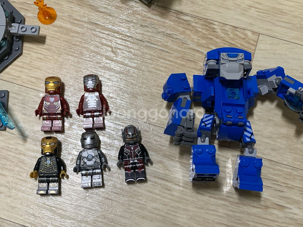 레고 마블 어벤져스 아이언맨 연구소(76125)--1