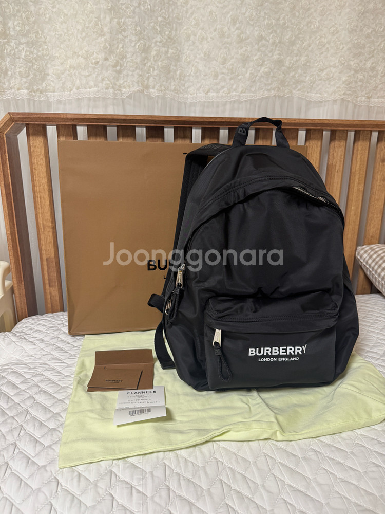 버버리 블랙 나일론 백팩--0