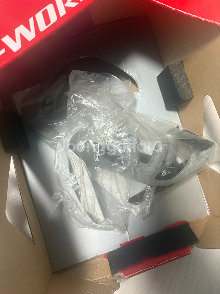 스페셜 프리베일 2자전거 헬멧 M사이즈--1