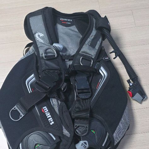 마레스 드래곤 SLS 스쿠버 다이빙 BCD 부력조절기 외 제트핀 꾀트로