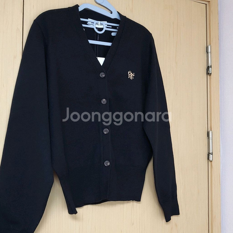 택달린새상품) 제너럴아이디어 에센셜 가디건 블랙 m--4