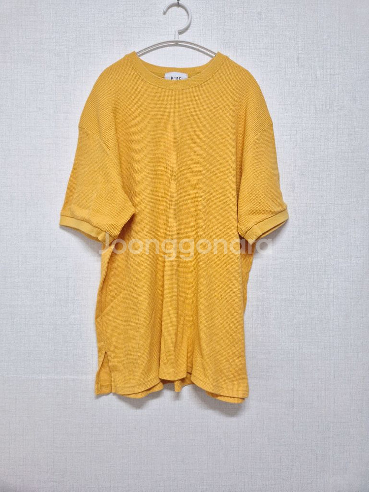 노랑색 반팔 티셔츠--0