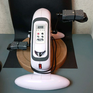 전동 다리 운동기구