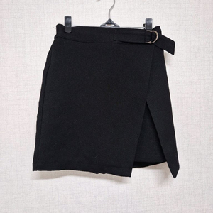 블랙 랩 미니 스커트