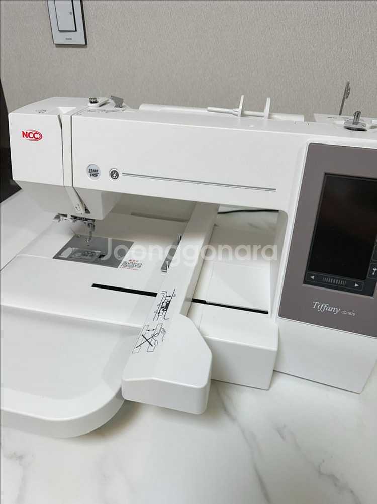 티파니 자수미싱 풀박 팔아요!--0