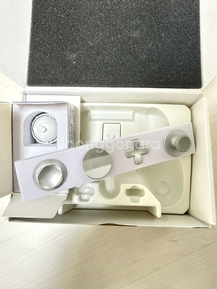 ZD 얼티메이트 레전드 게임패드 팝니다!!--2