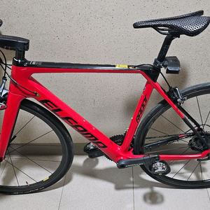 2020년 엘파마 레이더 울테그라R8000 ALL카본