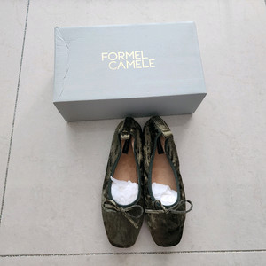 포멜카멜라 240사이즈 플랫슈즈 새거팔아요