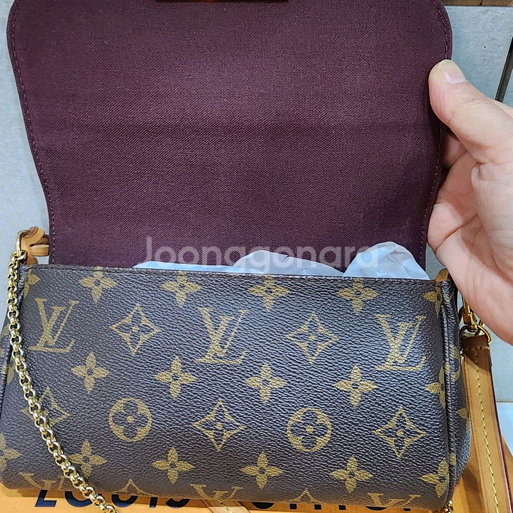 루이비통 페이보릿 PM 갈라짐.까짐x--8