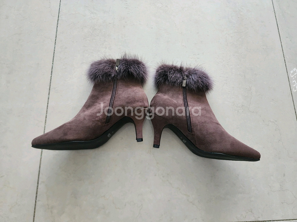 포멜카멜라 여성 앵클부츠 235사이즈새거팔아요--6