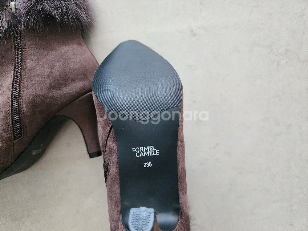 포멜카멜라 여성 앵클부츠 235사이즈새거팔아요--7