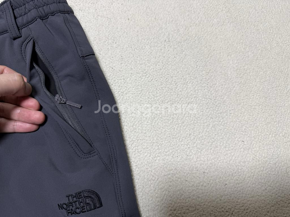 노스페이스 겨울용 방풍 등산바지 남성용 38인치--2