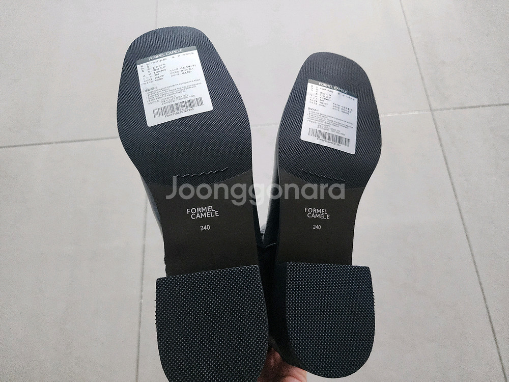 240사이즈 여성 겨울롱부츠 새거팔아요--9