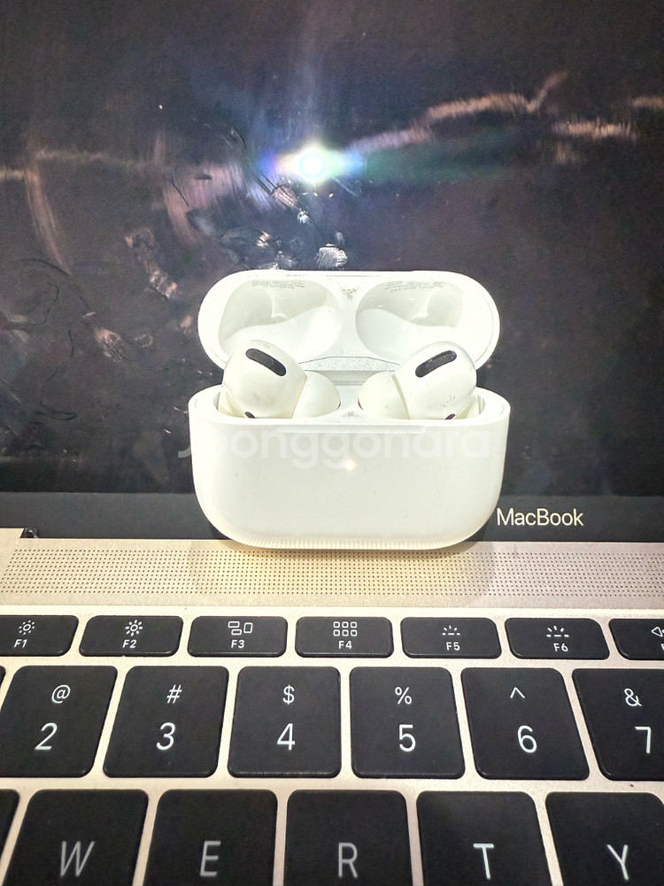 에어팟 프로 1세대--1