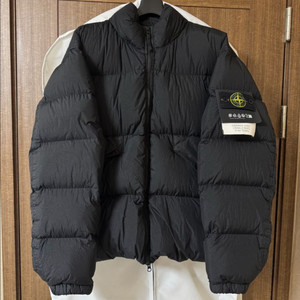 스톤아일랜드 23fw 크링클랩스 논후드 L 새상품급