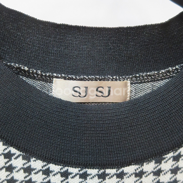 SJSJ 하운드투스 체크 니트 원피스--4