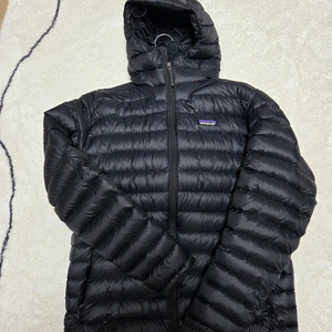 파타고니아 다운 스웨터 후디 L 블랙 패딩